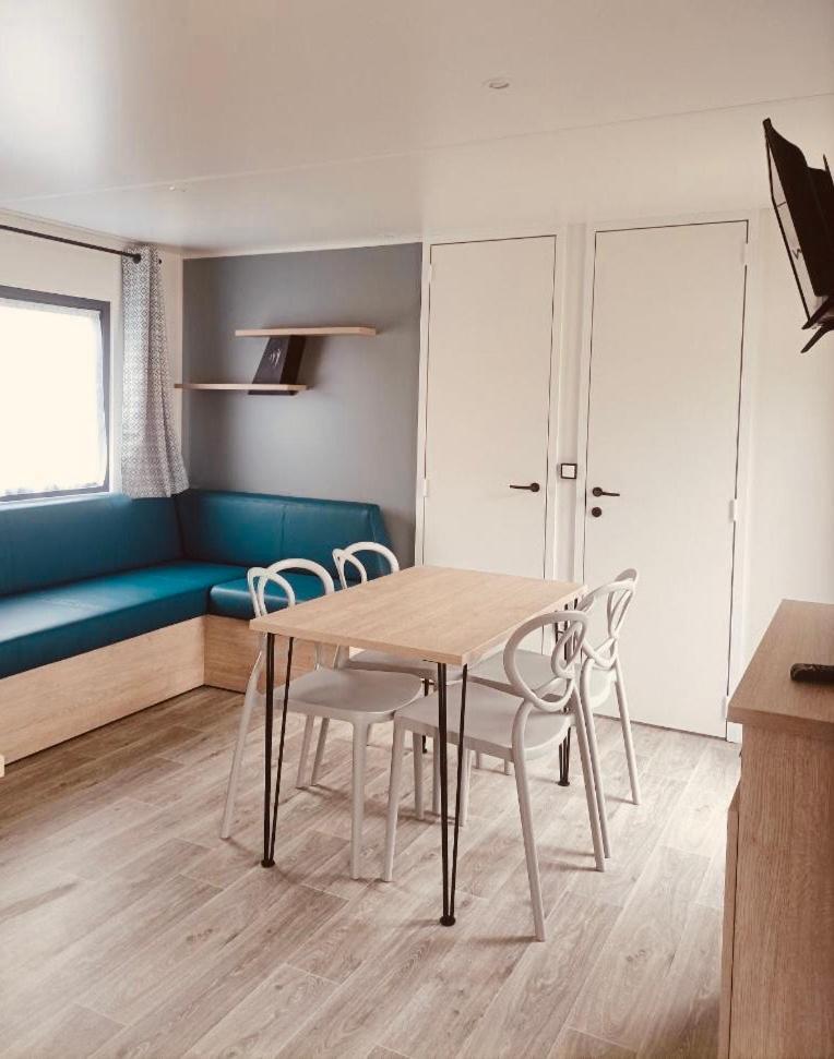 Camping La Sinope Quinéville Exteriér fotografie
